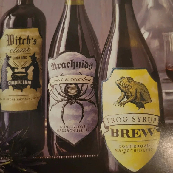 Martha Stewart Crafts Halloween Beverage Wine Bottle Labels Glitter - Picture 3 of 5